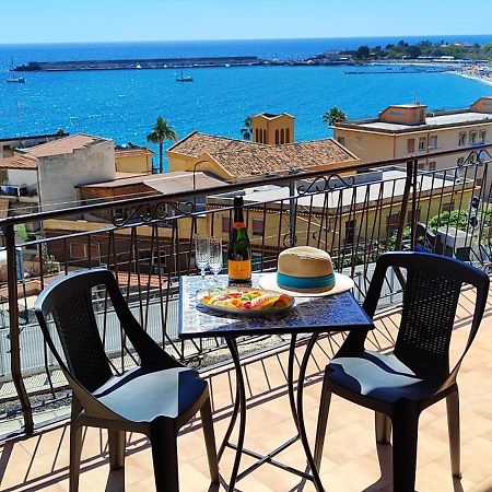 A Casa Dei Nonni Leilighet Giardini Naxos Eksteriør bilde
