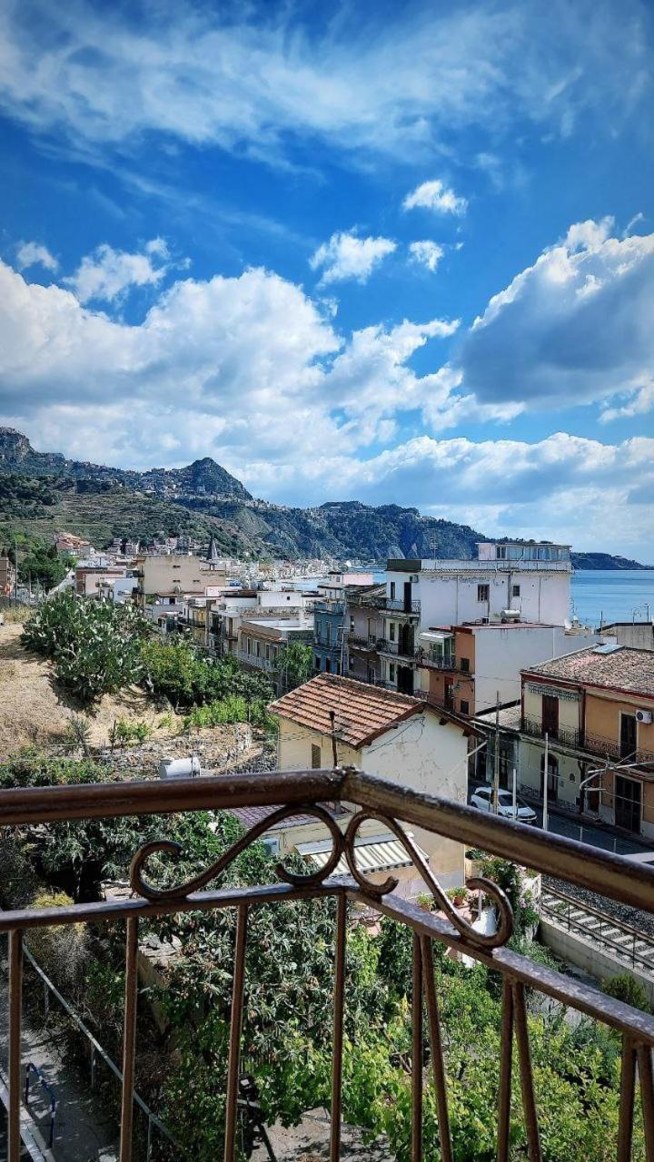 A Casa Dei Nonni Leilighet Giardini Naxos Eksteriør bilde